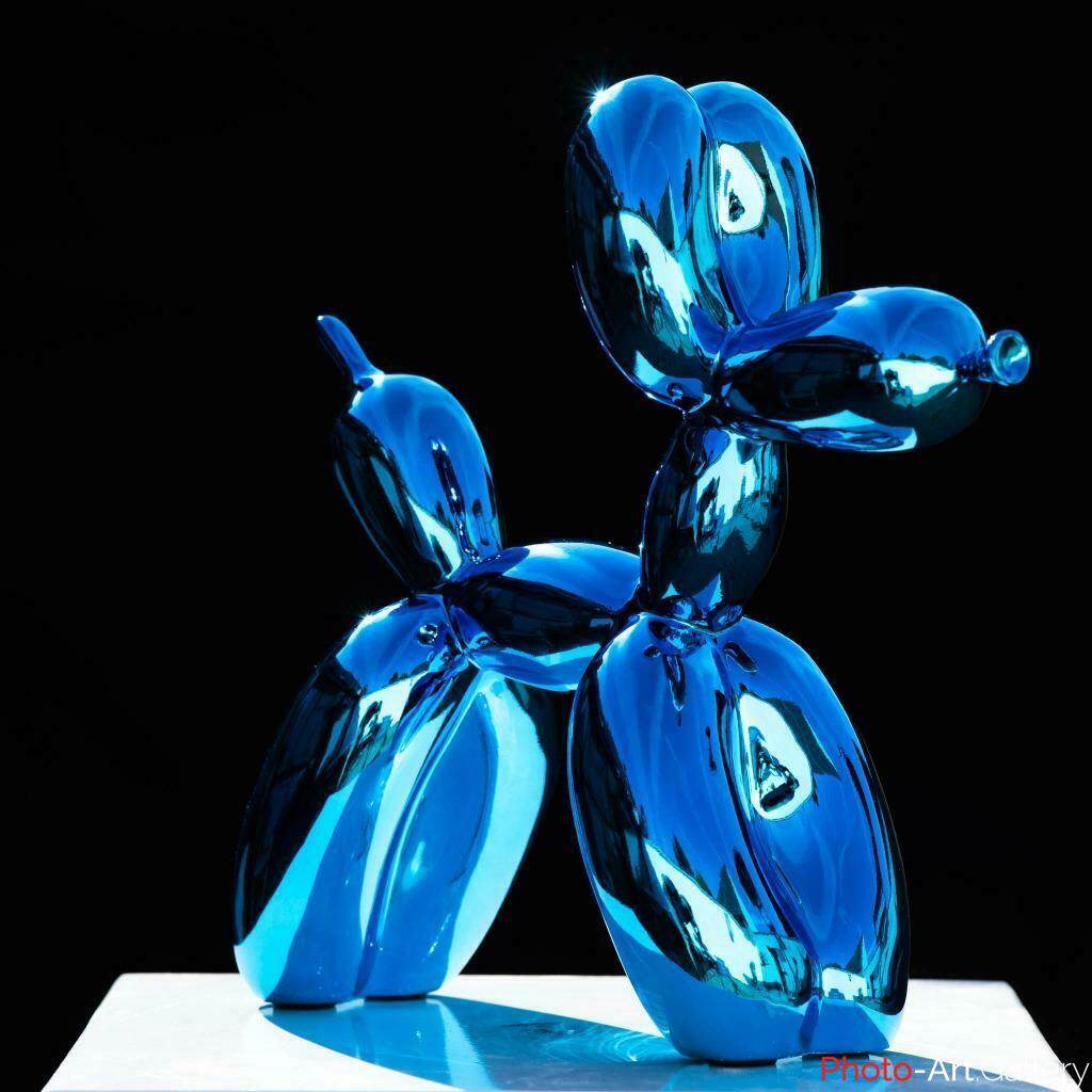 Jeff Koons-Balloon Dog XXL BLUE (After)